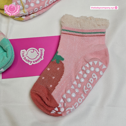 anti-slip-socks-for-kids-strawberry-pink anti-slip-socks-for-kids-strawberry-pink